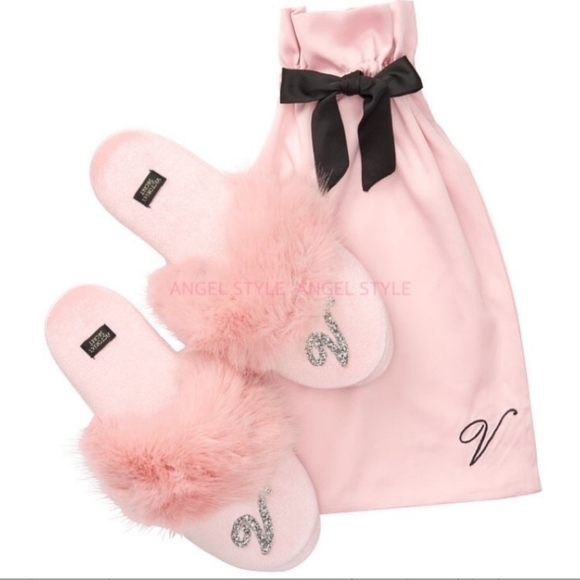 Victoria Secret Velvet Logo Sleepers - Picture 2 of 2